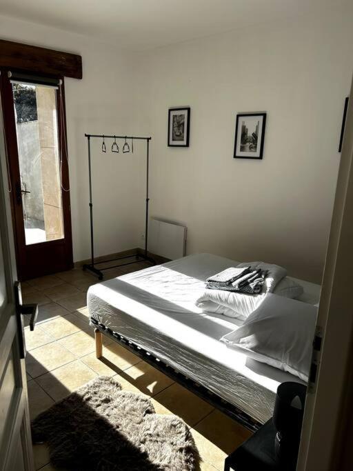Superbe Appartement Dans Un Mas Nîmes Zewnętrze zdjęcie